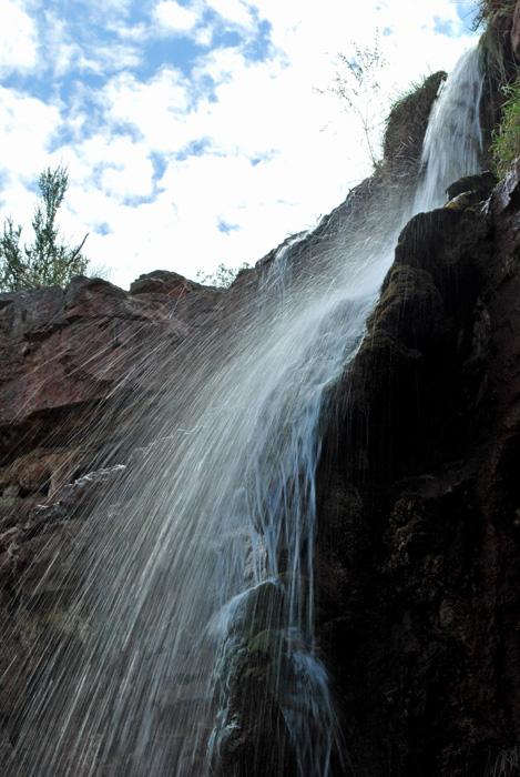 Bridal Veil Fall lo